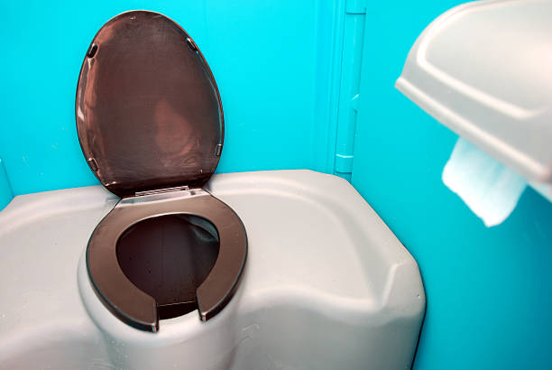 Best Porta potty rental near me  in Queens Gate, PA
